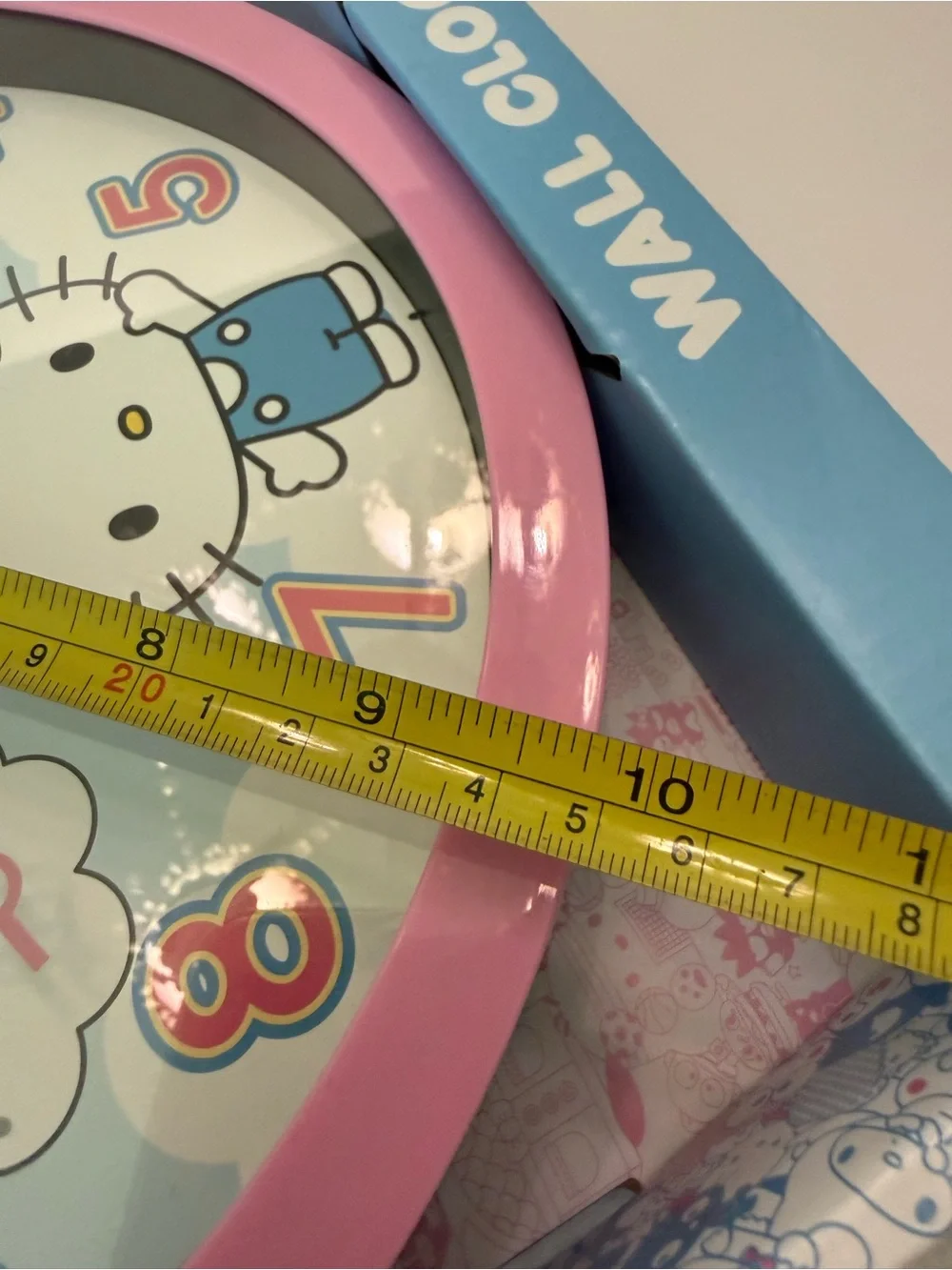 NIB Hello Kitty Pink Rainbow Character Wall Clock Cinnamoroll